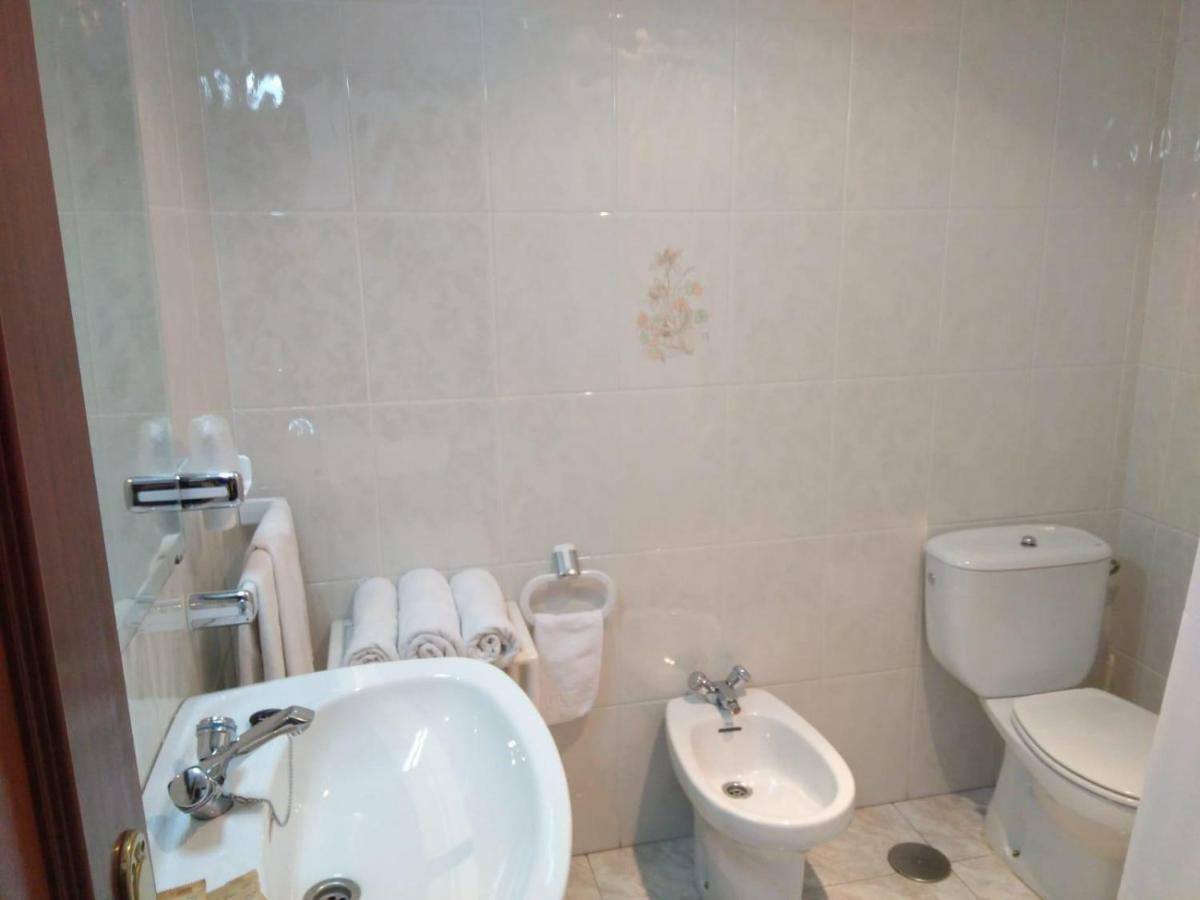 Hostal Mourelos O Grove Zimmer foto