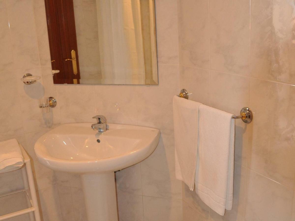 Hostal Mourelos O Grove Zimmer foto